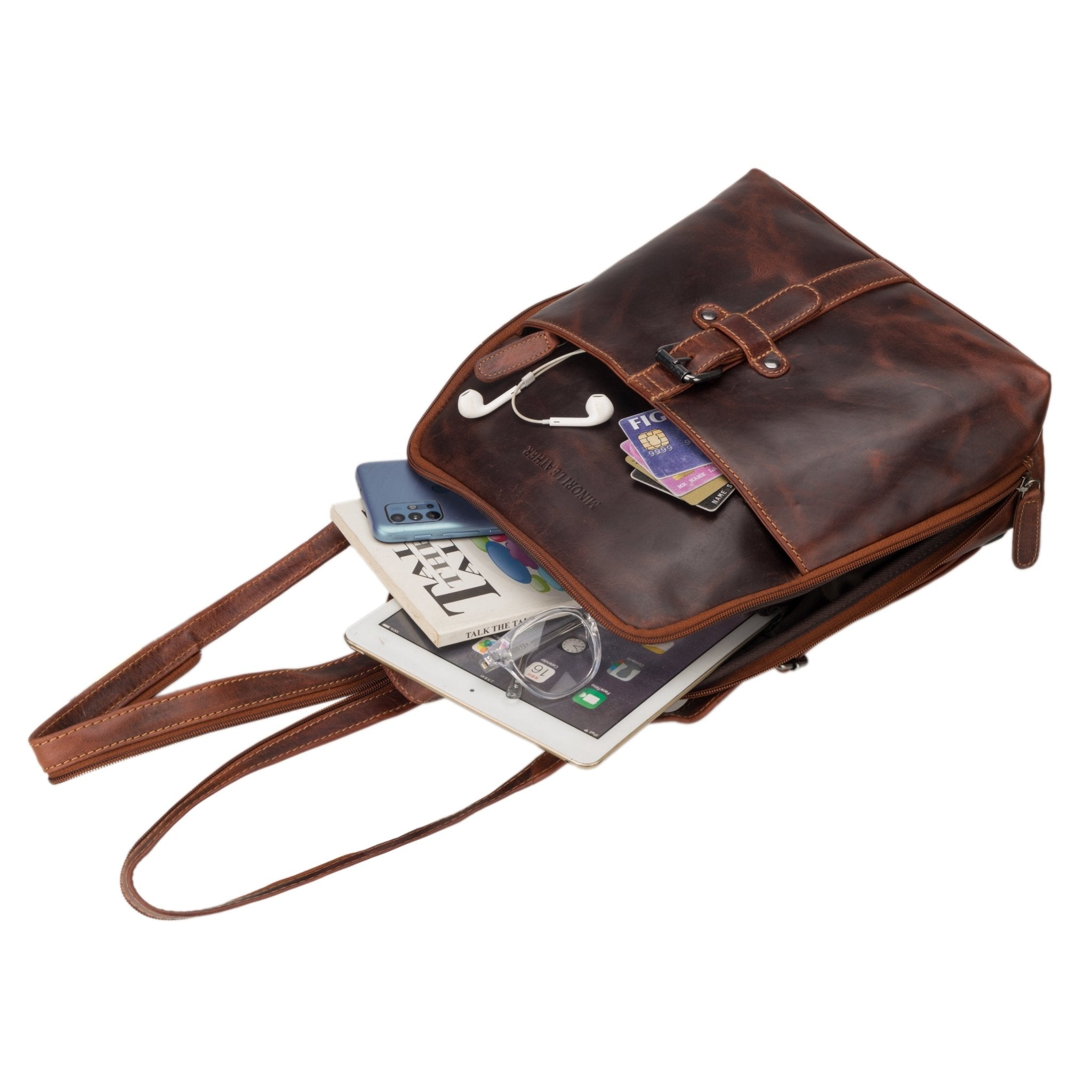 Minori Leather Isla leather backpack for women in chestnut color, featuring a stylish and functional design with adjustable straps.