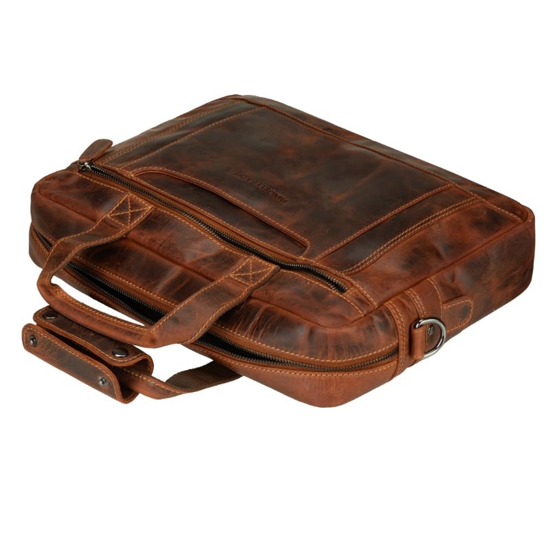 Unisex Seattle Leather Briefcase Bag in chestnut with sturdy handle and zipper closure, showcasing sleek leather craftsmanship.
