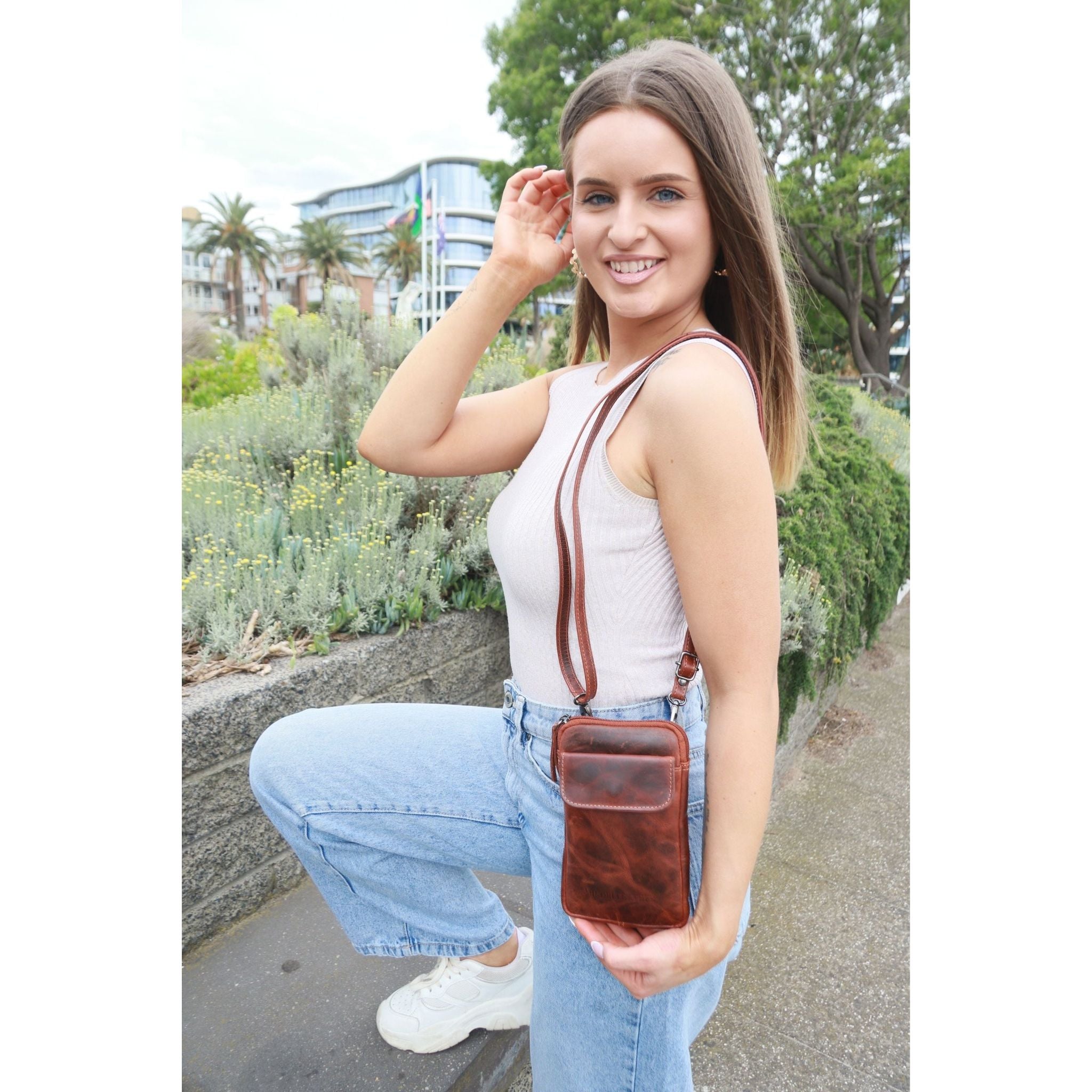 Freya Sling Chestnut - Minori Leather