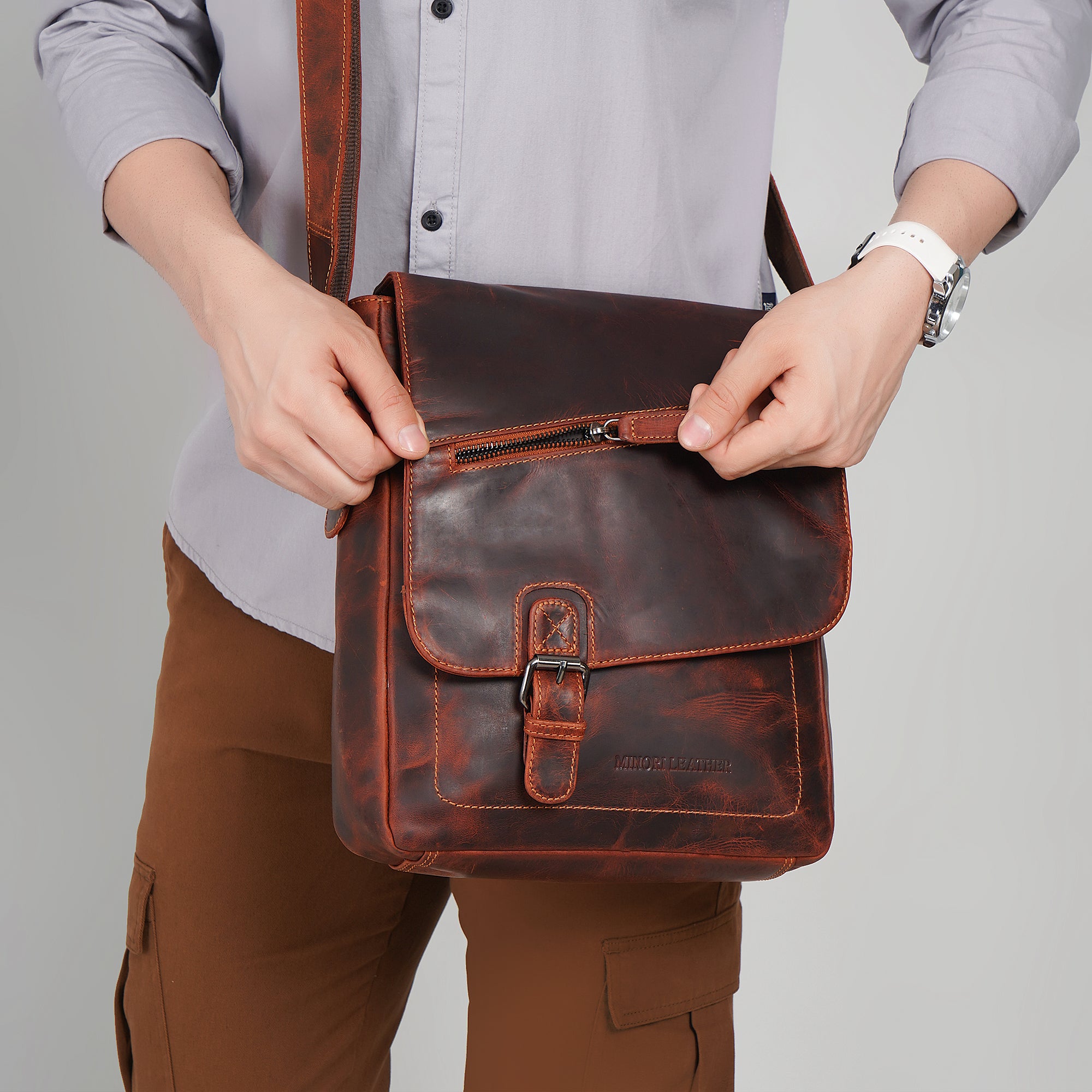 Raleigh Messenger Chestnut - Minori Leather