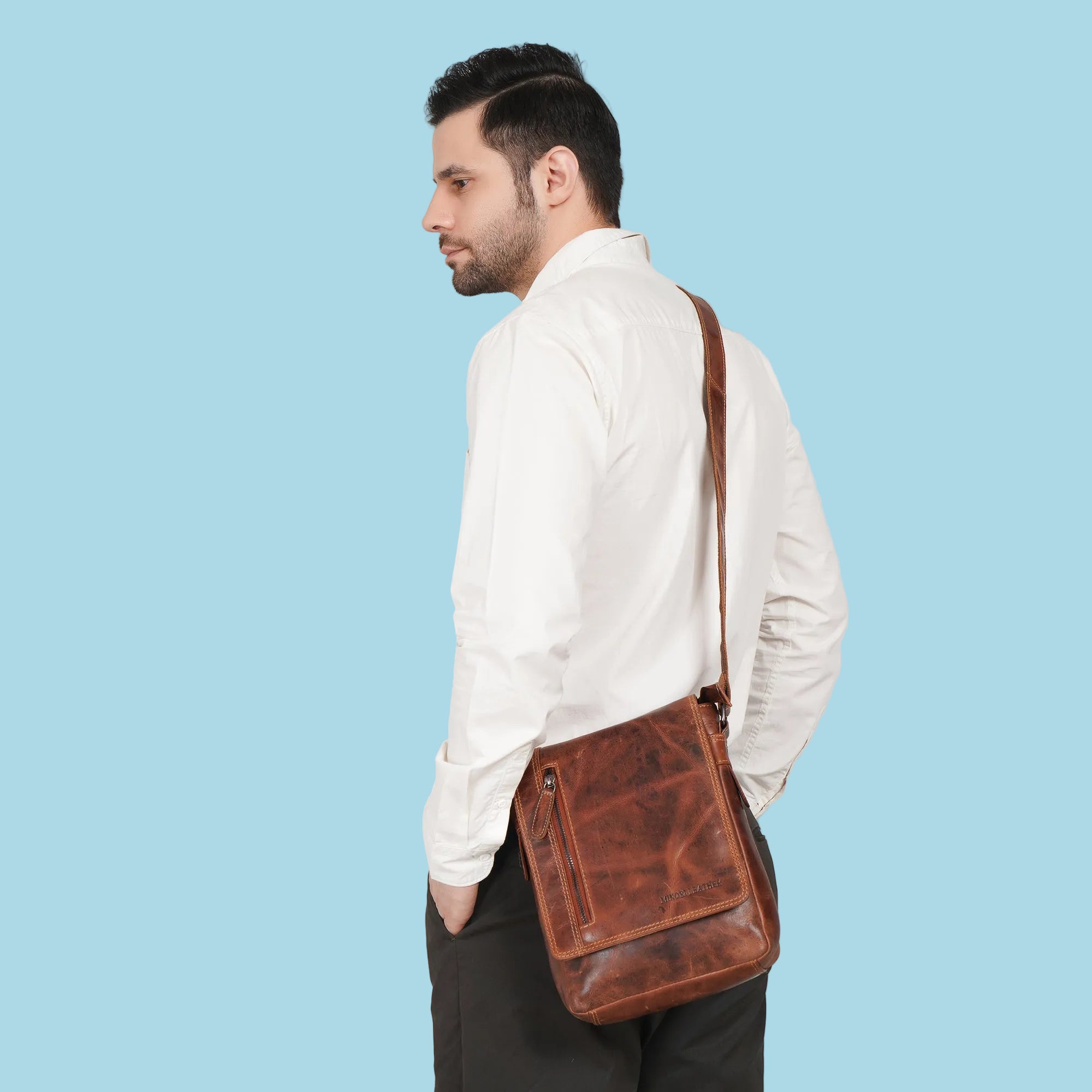 Knox Leather Crossbody Bag – Unisex - Minori Leather