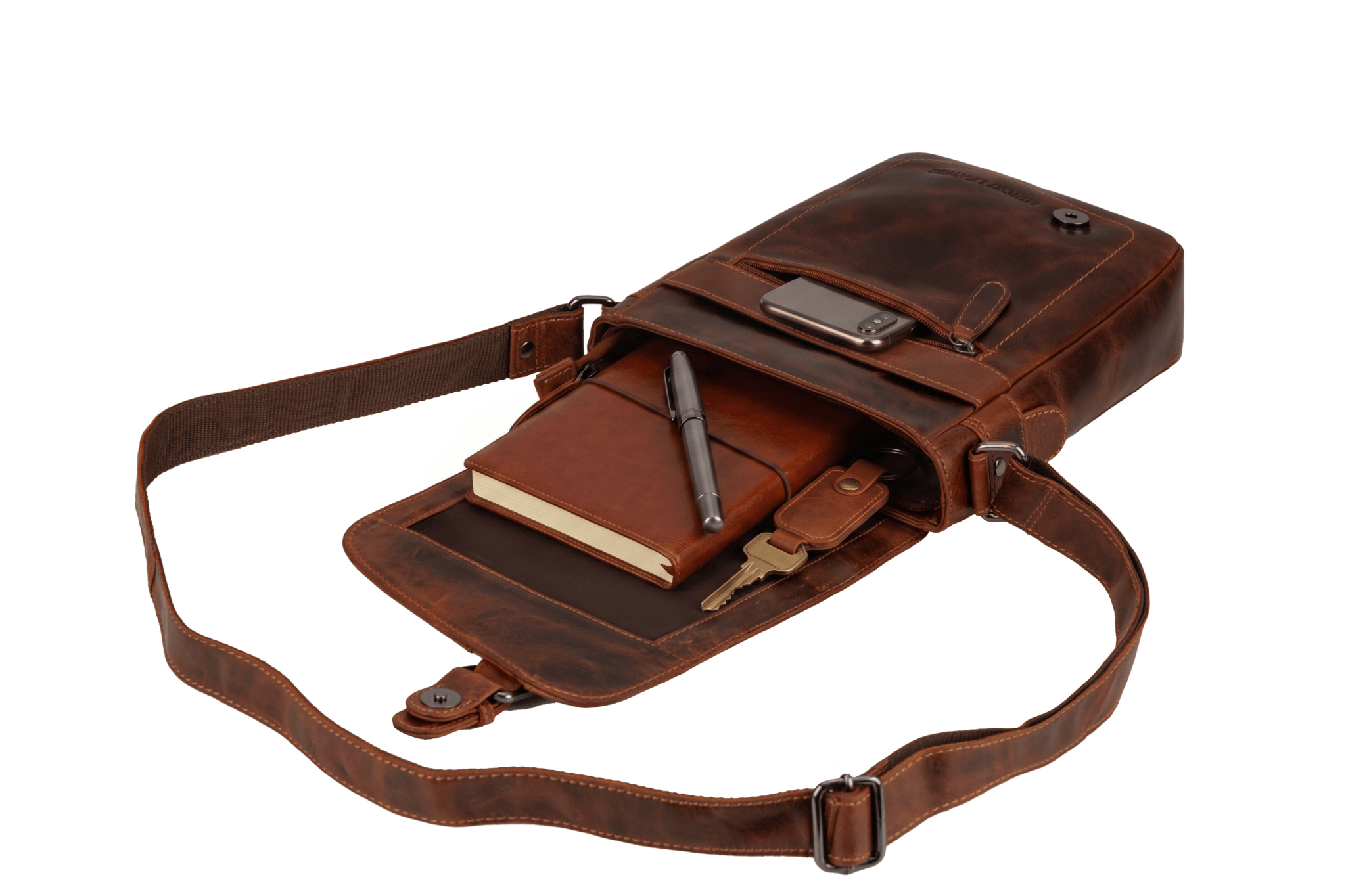 Dallas Leather Crossbody Bag in Chestnut – Minori Leather