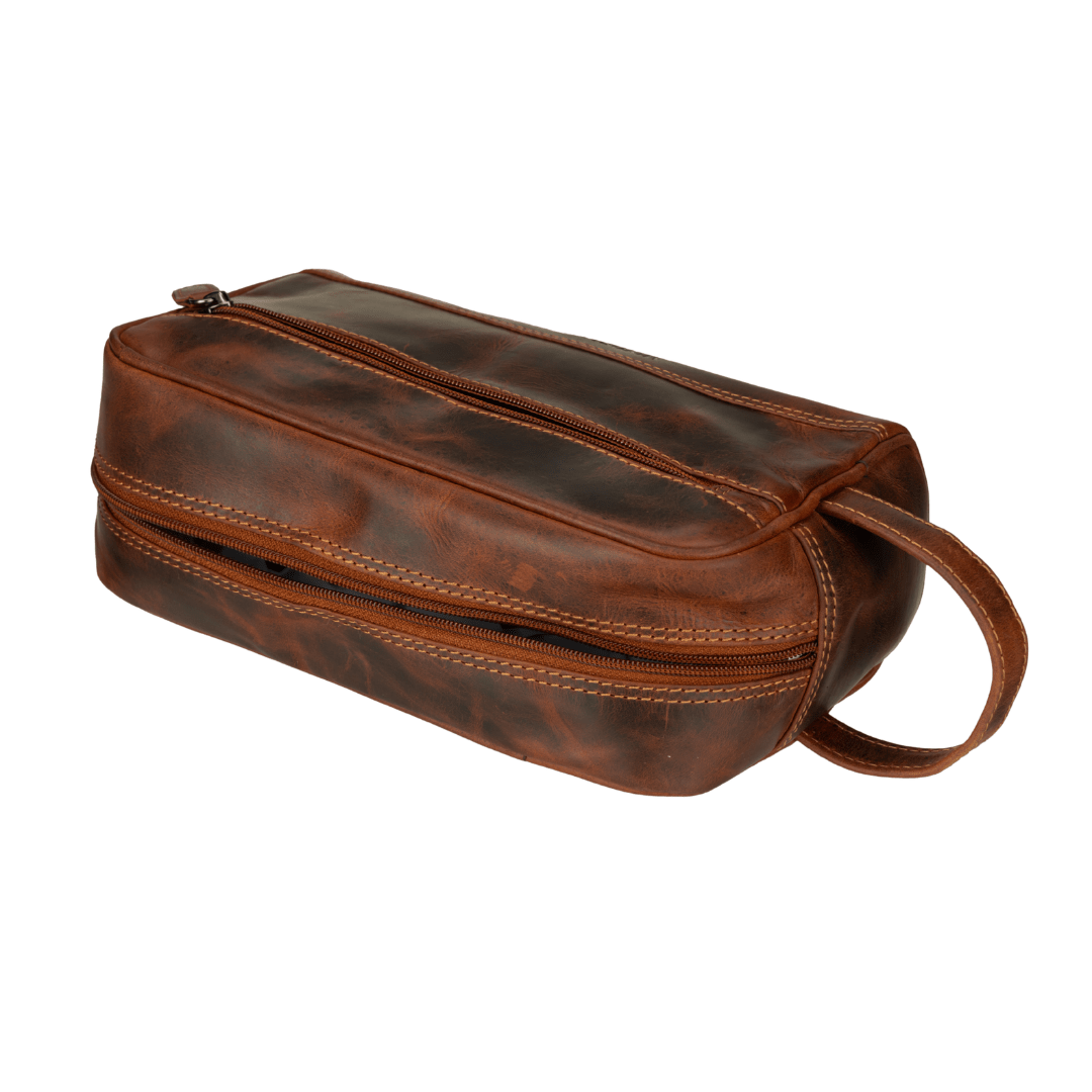 Minori Leather Montana premium leather toiletry bag for men in chestnut, featuring durable leather construction and compact design.