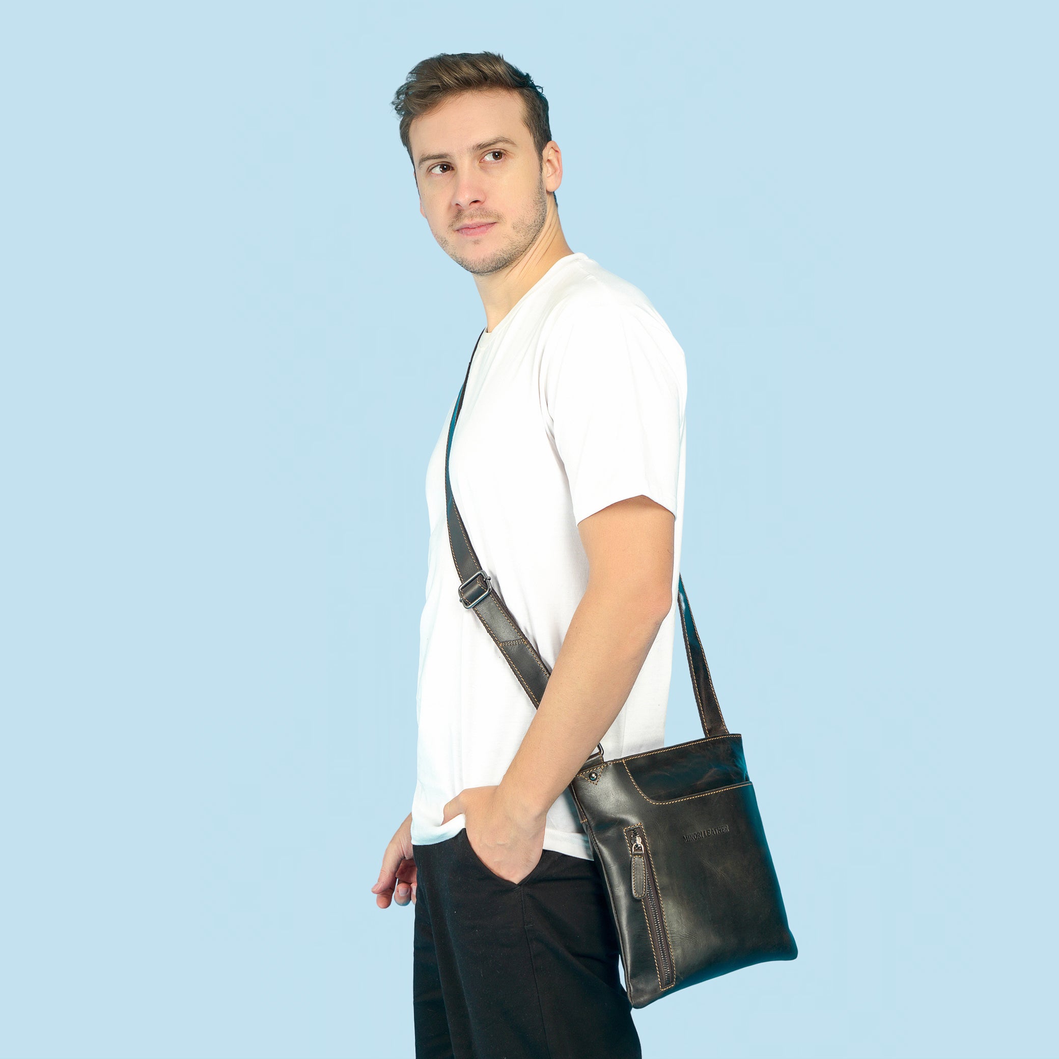 Carter Slim Leather Crossbody Bag in Brown - Minori Leather