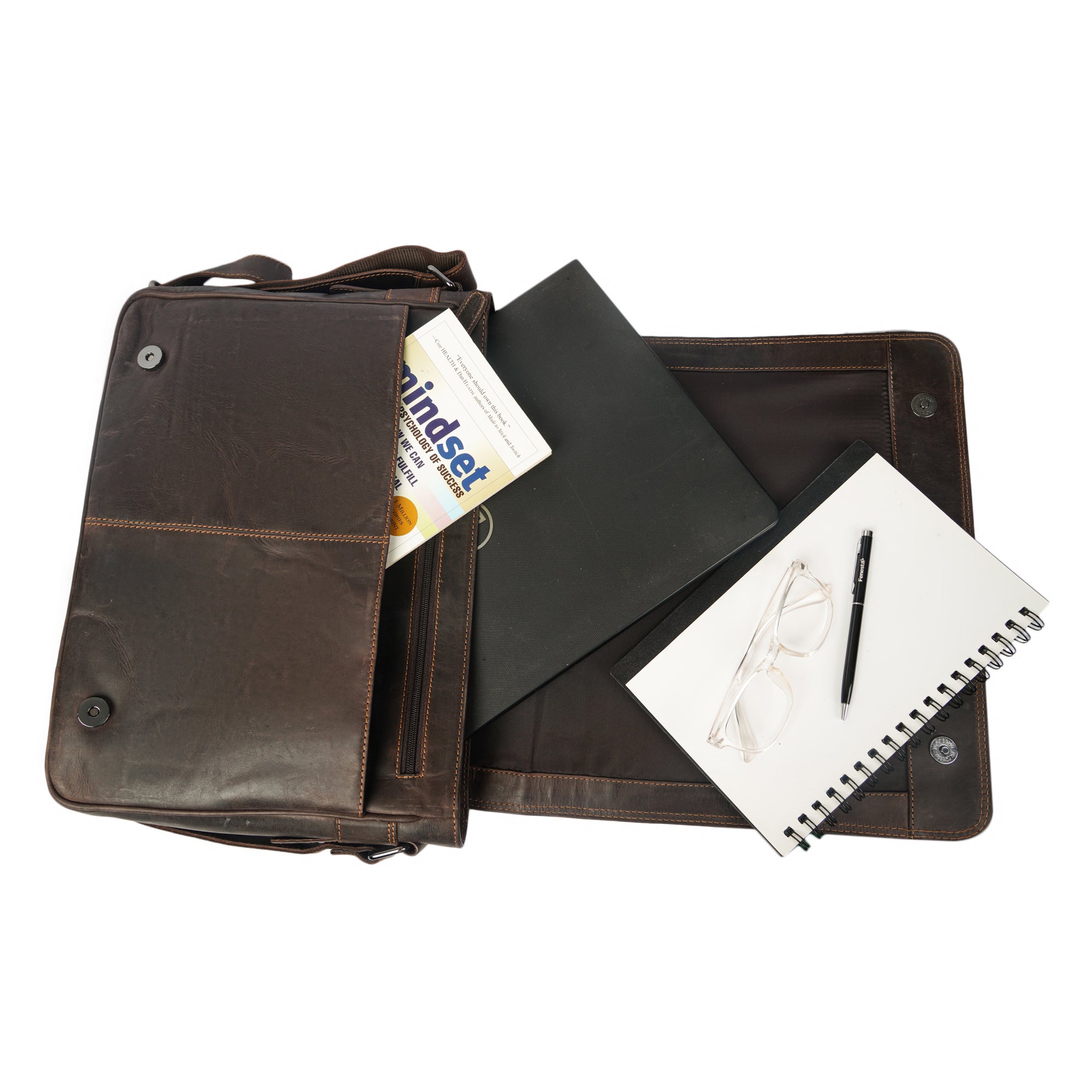 William Messenger Brown - 15" Laptop - Minori Leather