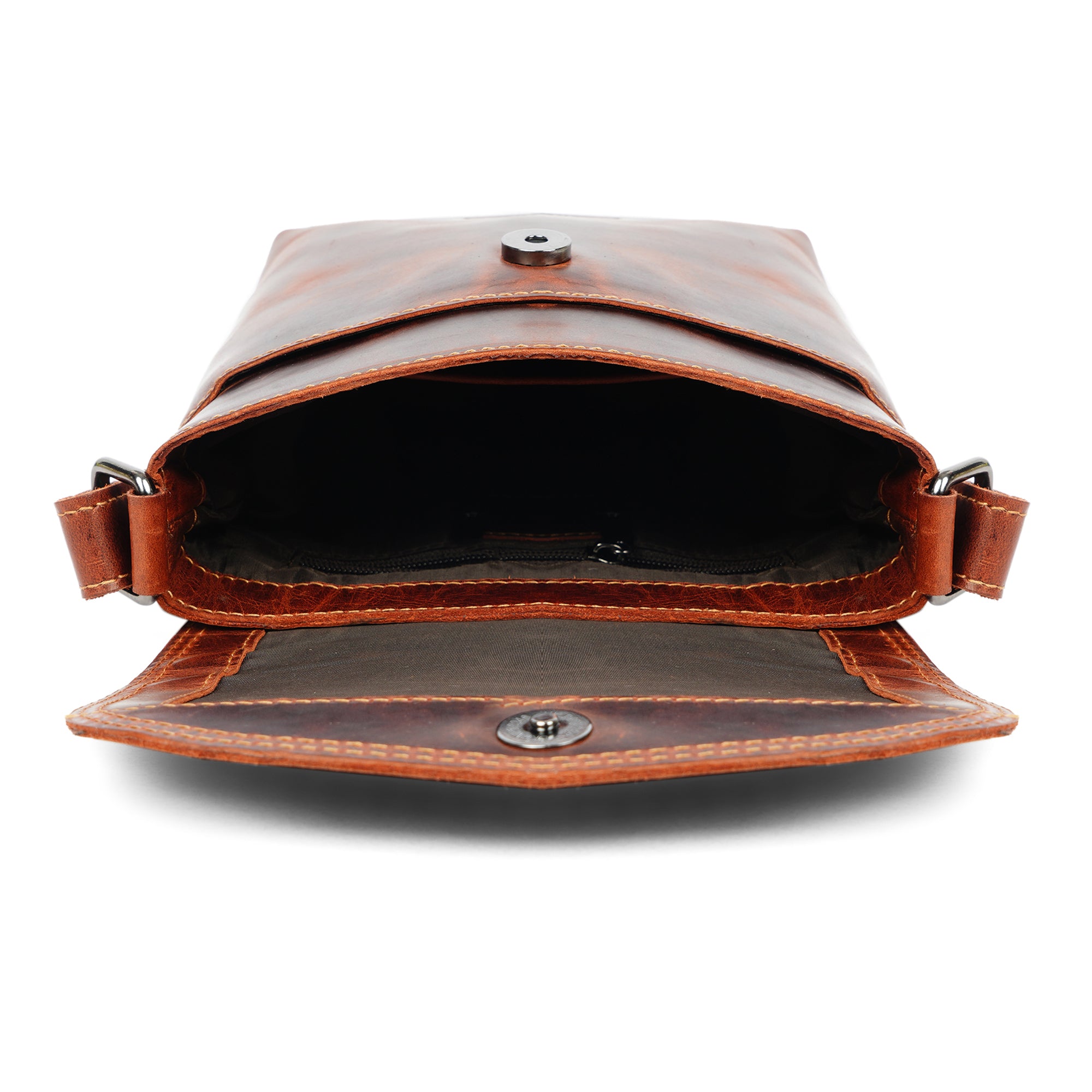 Metro Leather Crossbody Bag in Chestnut - Minori Leather