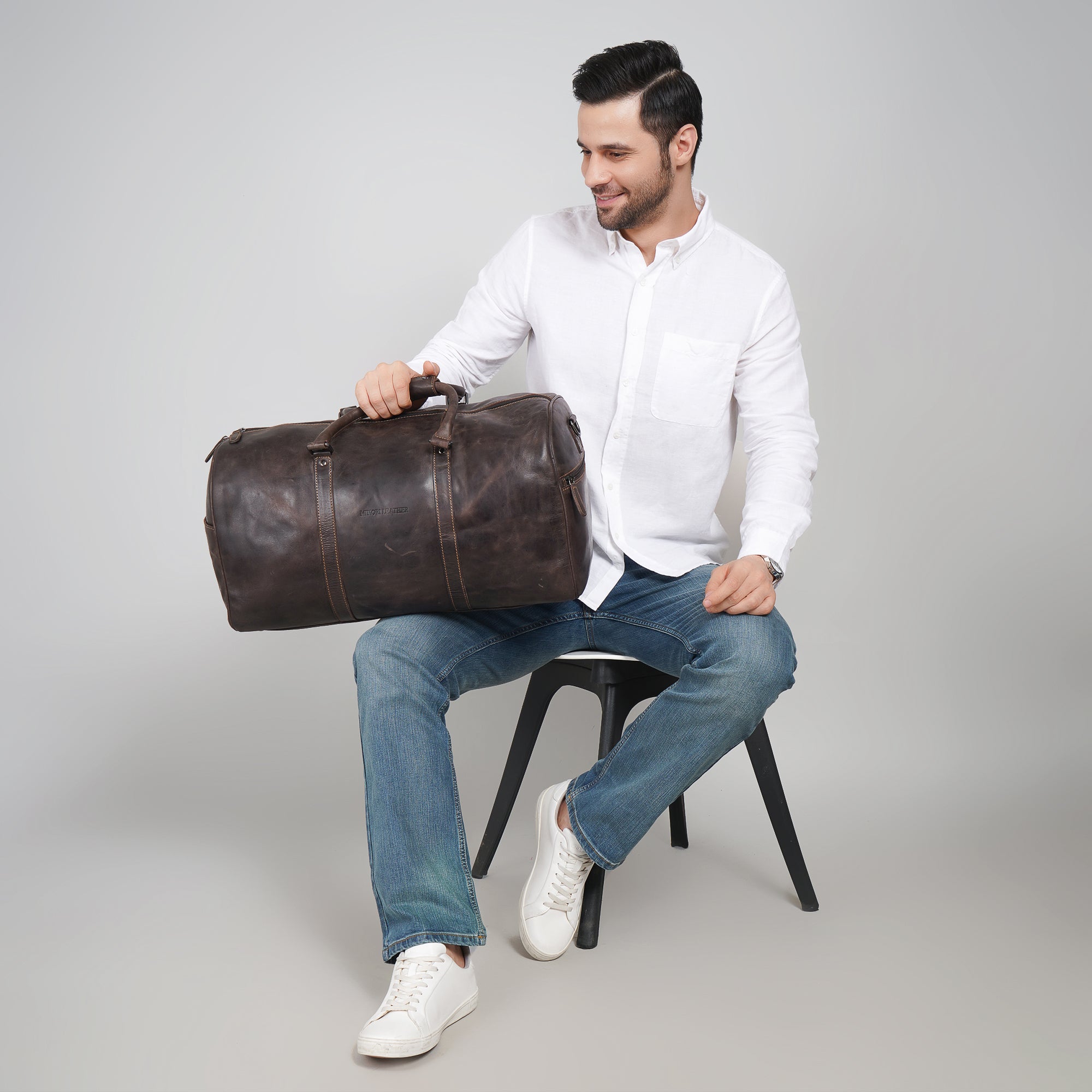 Jackson Leather Weekender Bag – Unisex - Minori Leather